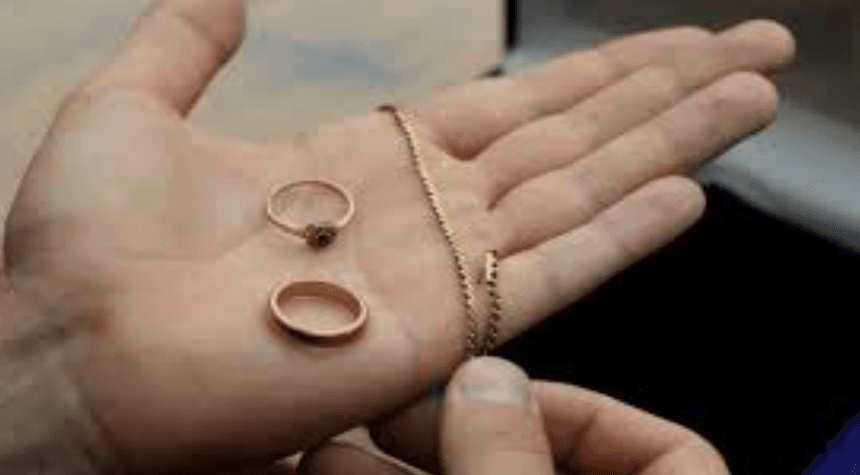Priceless Jewelry Taken from Polish Inmates in Nazi Camps Finally Returned to Their Families